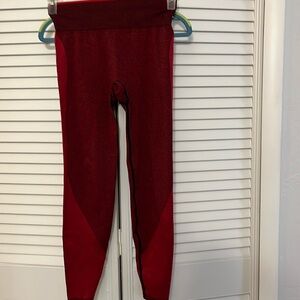 PINK Victorias Secret Seamless Red leggings Sz. S